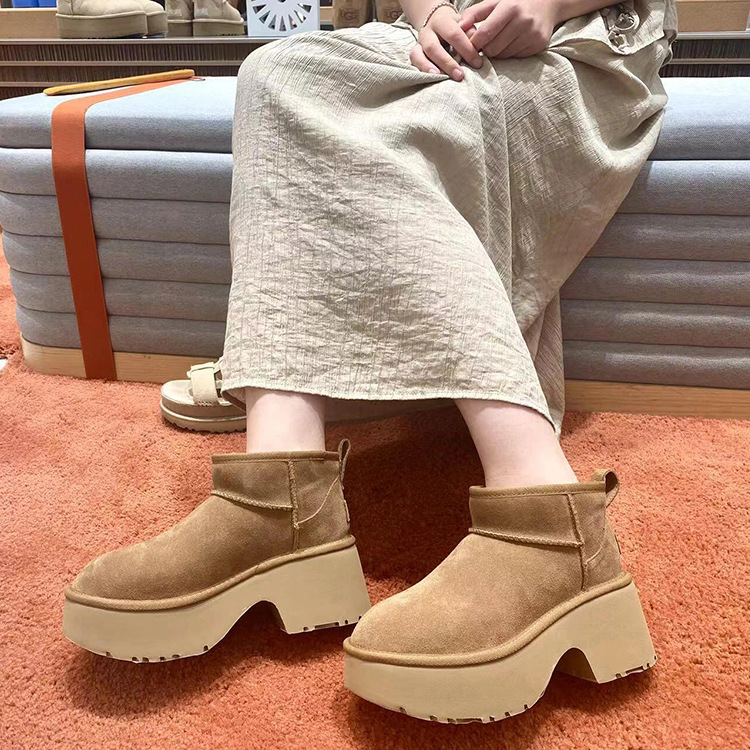 Womens  Wide Fit Shoes | Beige Wide Fit Buckle Detail Chelsea Boots Boots Boots